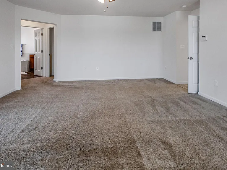 4 Cornerstone Dr — Photo 48
