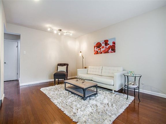 4th image of 7515 Woodthrush Dr #6