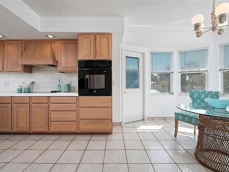 710 S Bay Blvd #710 — Photo 9