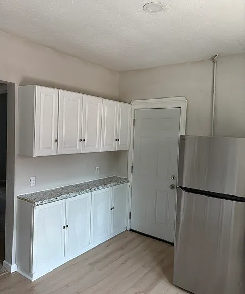 2705 N Bremen St — Photo 6