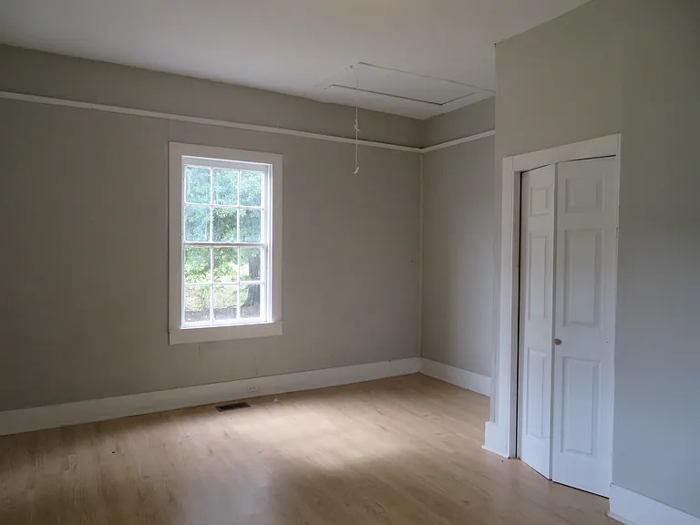 516 Hudgens St — Photo 2