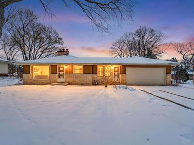 1150 Parkway DRIVE, Brookfield, WI, 53005