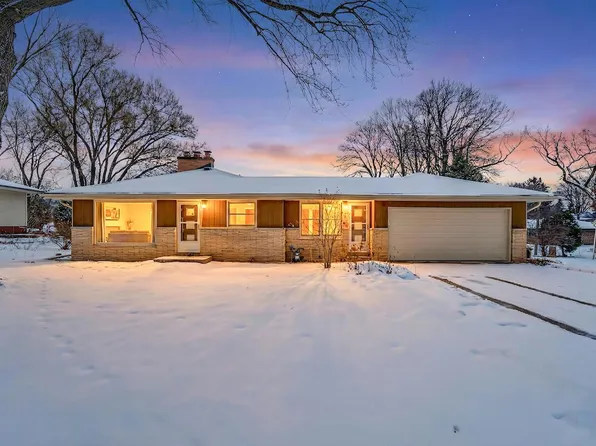 1150 Parkway DRIVE, Brookfield, WI 53005