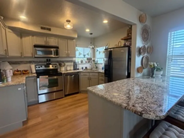 2665 N 550 W — Photo 10