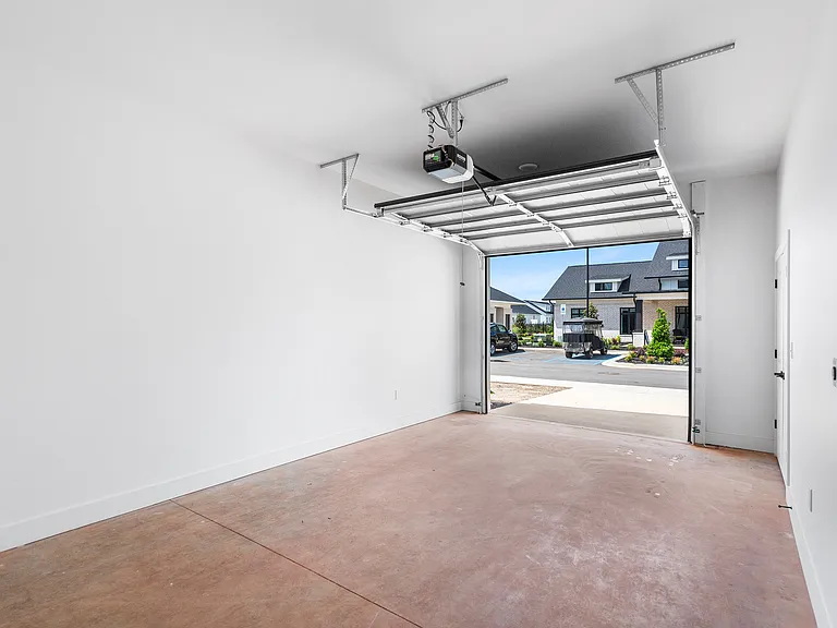 Villas at Capital Twenty — Photo 9