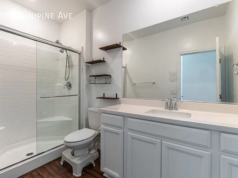 1006 Junipine Ave — Photo 11