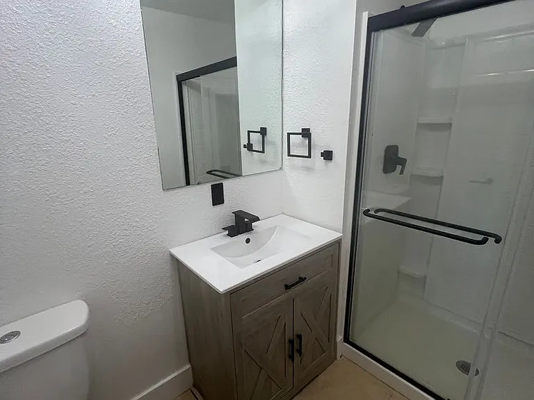 7622 Hermosa Dr — Photo 16
