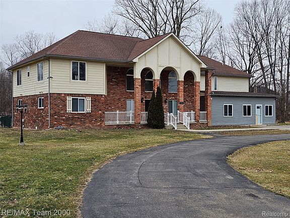 3rd image of 2780 Denton Rd