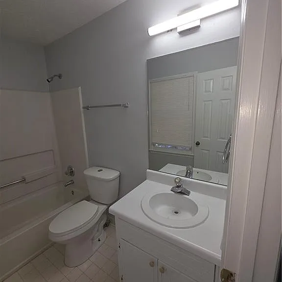 6702 Chupp Rd #B — Photo 12