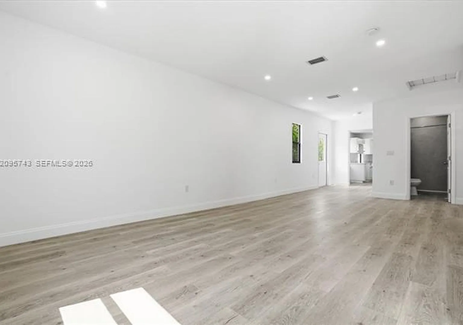 4237 SW 7th St # 4237, Miami, FL 33134 — Photo 2