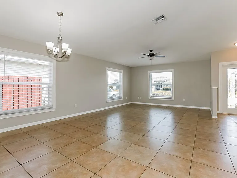 13340 Prestwick Dr — Photo 4