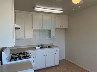 621 Hardin Dr #4, Inglewood, CA 90302