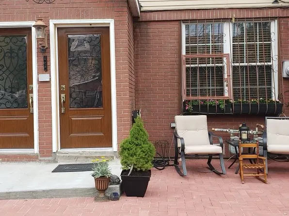 975 Home St, Bronx, NY 10459