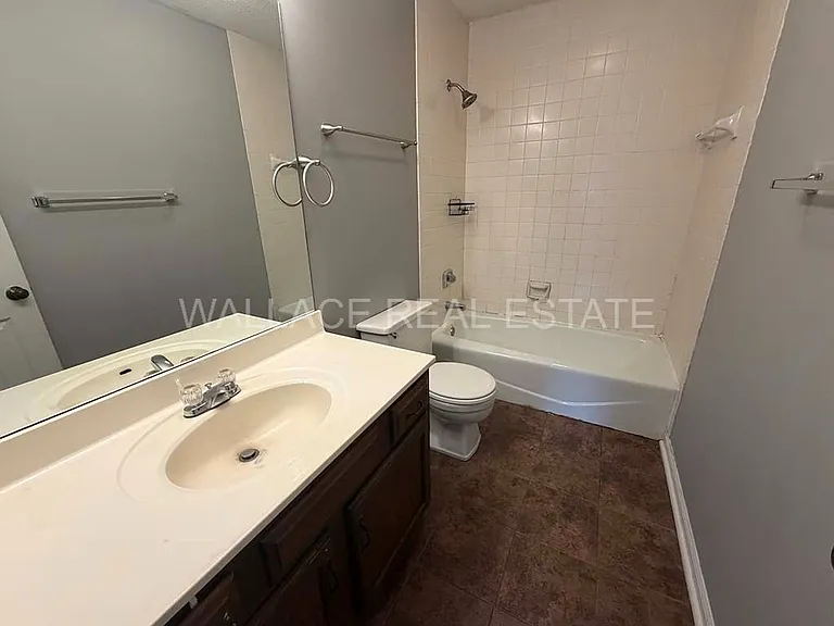 1209 Halifax Rd — Photo 12