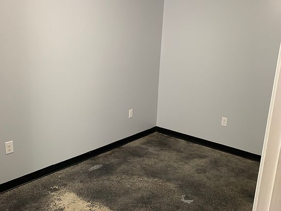 4th image of 148 Wood St