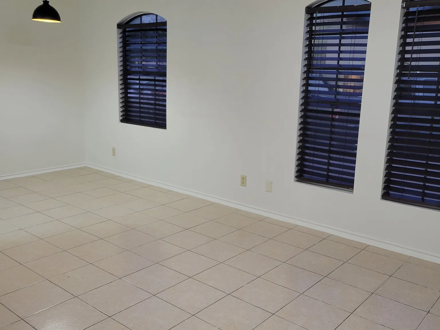 2 bed, 795 sqft, $1,250 — Photo 2