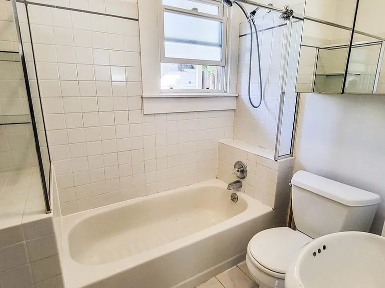 2641 Webster St #3 — Photo 12