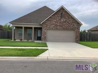 1801 S Gonzales Trace Ave, Gonzales, LA 70737