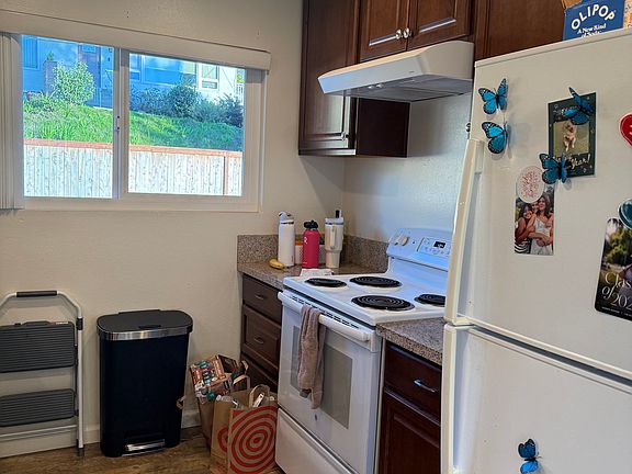 4th image of 311 Longview Ln APT B