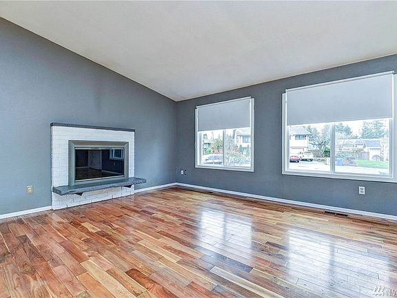 5th image of 12046 SE 212th Ct