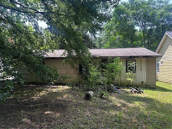 3rd image of 1042 Key Rd