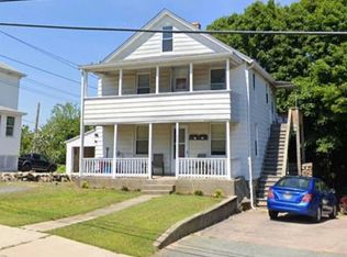 90 Oak St, Westerly, RI 02891