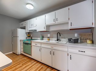 1609 East State Street - 102, Rockford, IL 61104