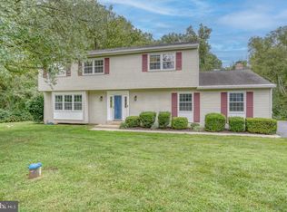 324 Wallace Dr, Newark, DE 19711