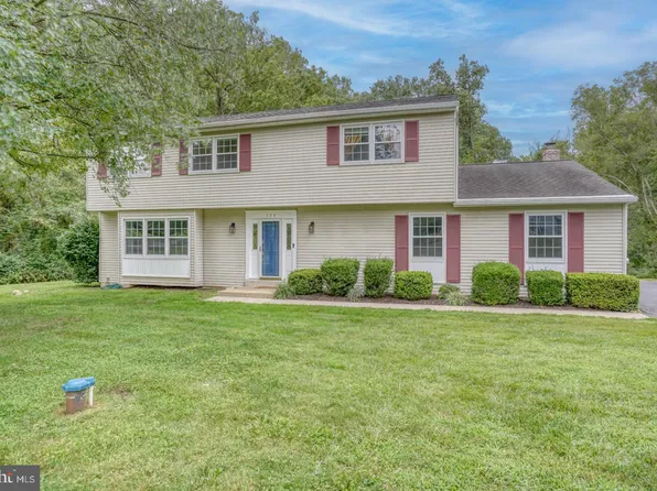 324 Wallace Dr, Newark, DE 19711