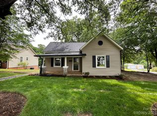 432 S Hoyle St, Dallas, NC 28034