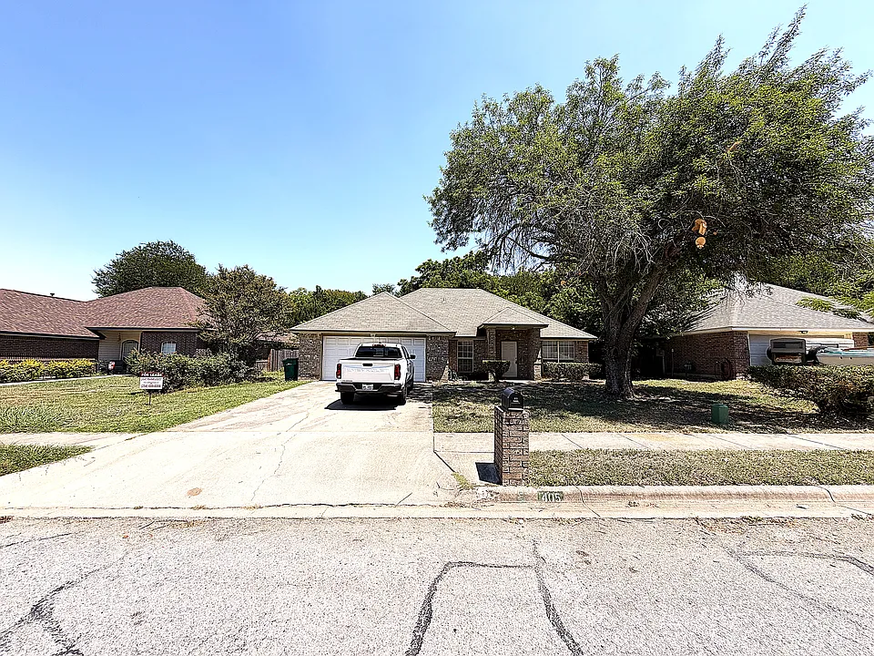405 Gina Dr
