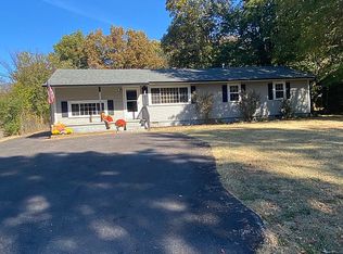 70 W Greenwood St, Fayetteville, AR 72701
