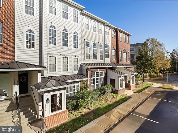 3rd image of 14254 Woven Willow Ln #B-64