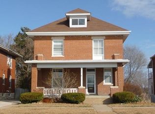 817 E High St, Jefferson City, MO 65101