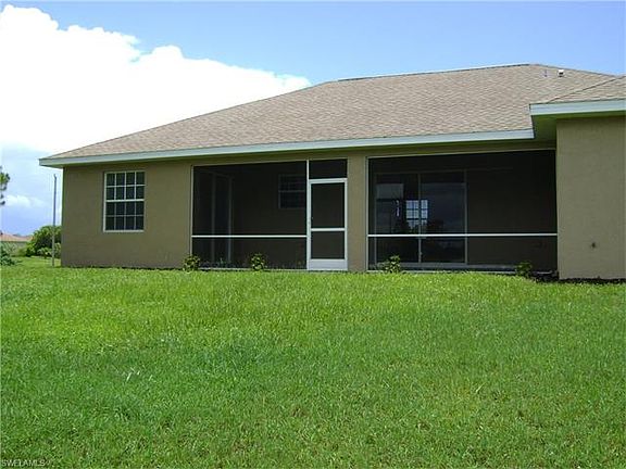 4th image of 2205 NW 23rd Ter