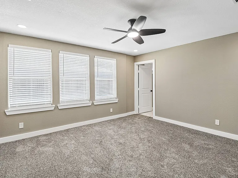 10711 Cromwell Dr — Photo 29