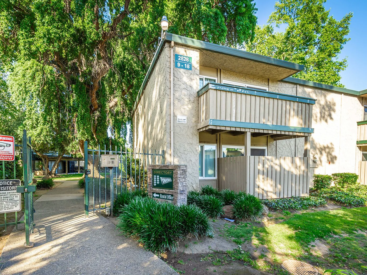 Redwoods at Mather Station Apartments — Photo 4