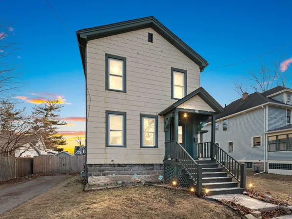 548 Madison St, Oshkosh, WI 54901