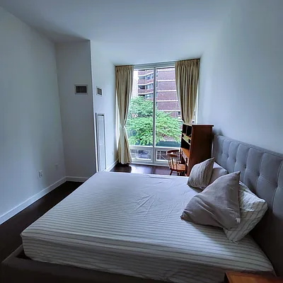 Sold by AZ REALTY NYC LLC | media 7