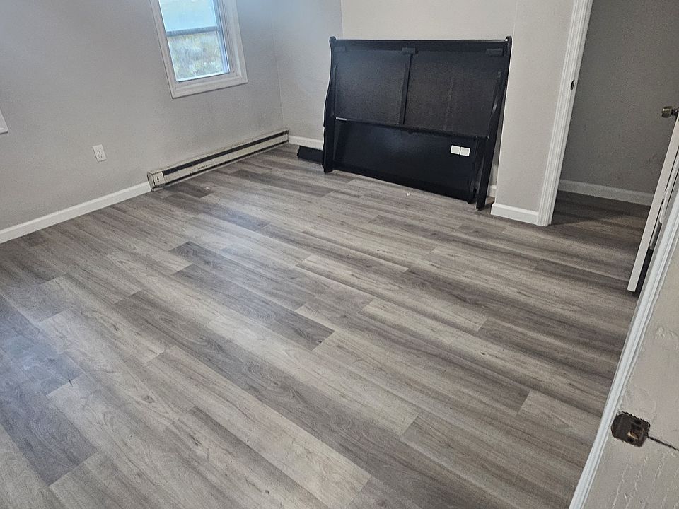 1st image of 779 Montgomery St