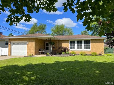 92 Clearfield Dr, Williamsville, NY, 14221