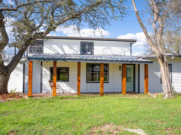 1012 Hill St, Burnet, TX 78611