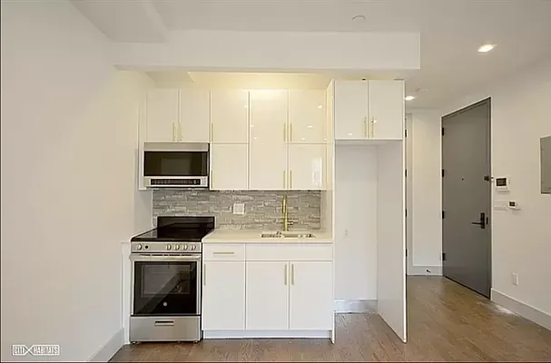 Rented by Corcoran | media 3