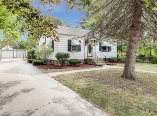 11413 259th Ave, Trevor, WI 53179