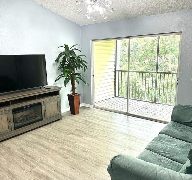 1st image of 4340 Summer Landing Dr APT 306