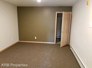 101 Bridge St APT 5, Houghton, MI 49931