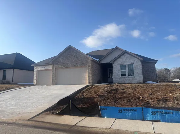 119 Harmony Vlg, Haskell, AR 72015