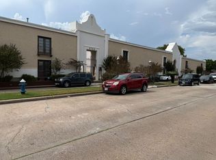 2744 Briarhurst Dr APT 32, Houston, TX 77057
