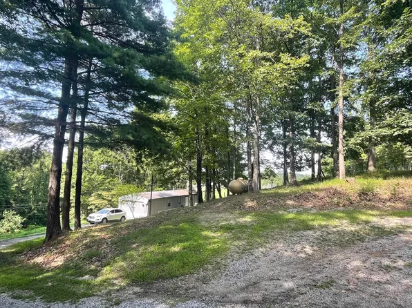 18411 Thad Hall Rd, Laurelville, OH 43135