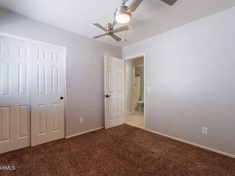 365 W Settlers Trl — Photo 16